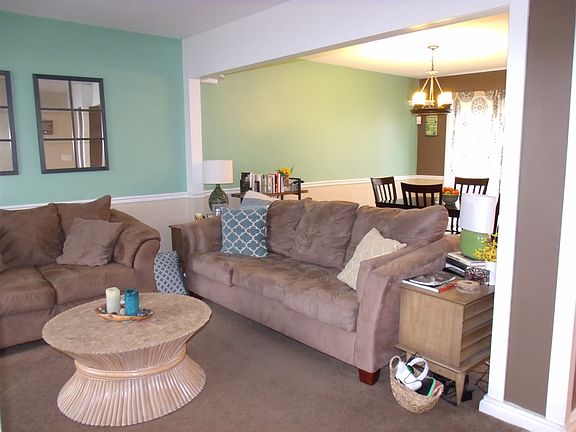 4th image of 65888 Harwood Dr