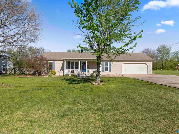 21710 David Dr, Elkmont, AL 35620