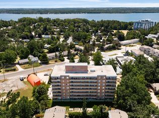 414 Blake St #803, Barrie, ON L4M 5J7