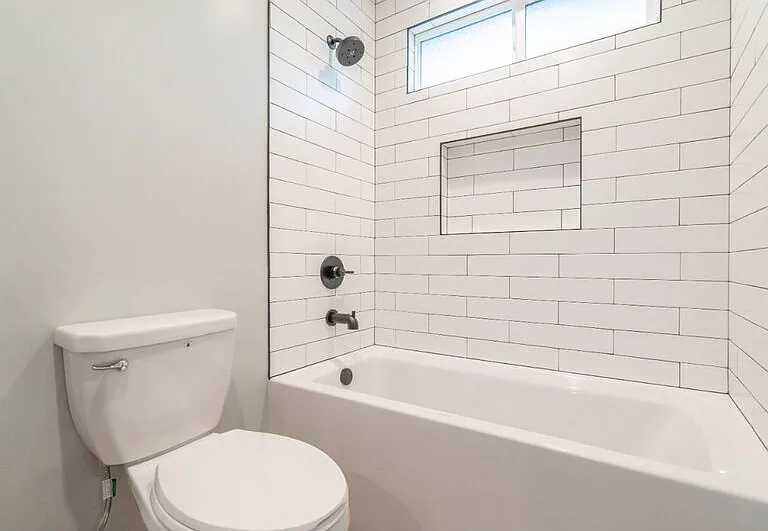 4517 Prospect Ave #6 — Photo 8