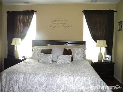 Master bedroom
						:
						nice walk in closet, bathroom has full shower with double sinks.