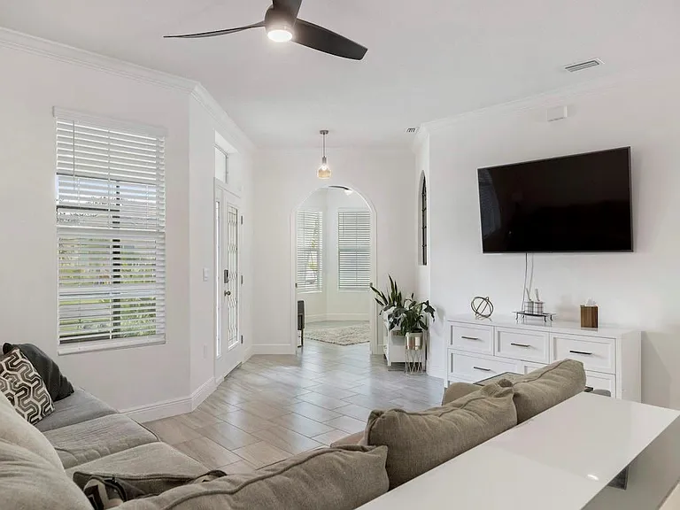 6590 Barbados Ct — Photo 9