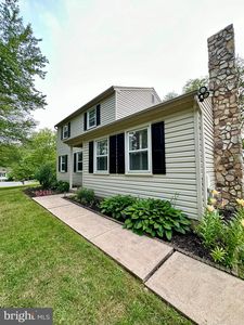 1407 Price Ln, Downingtown, PA, 19335