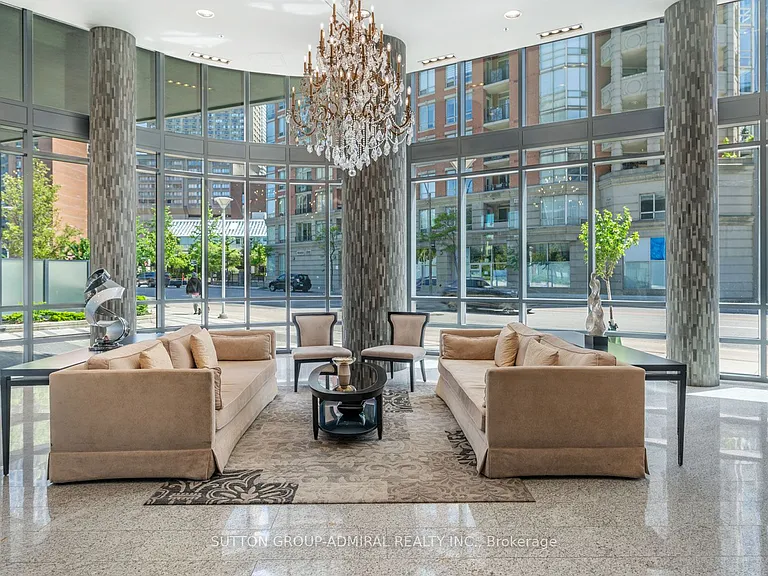 825 Church St #Penthouse 401 — Photo 43