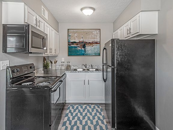 5th image of 7415 Patrick Henry Ct #3269643