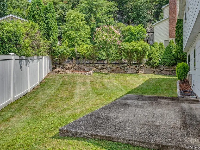 7 Shaw Ln — Photo 27