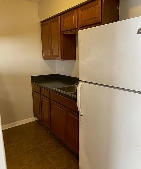 639 Sequoia St #B — Photo 9