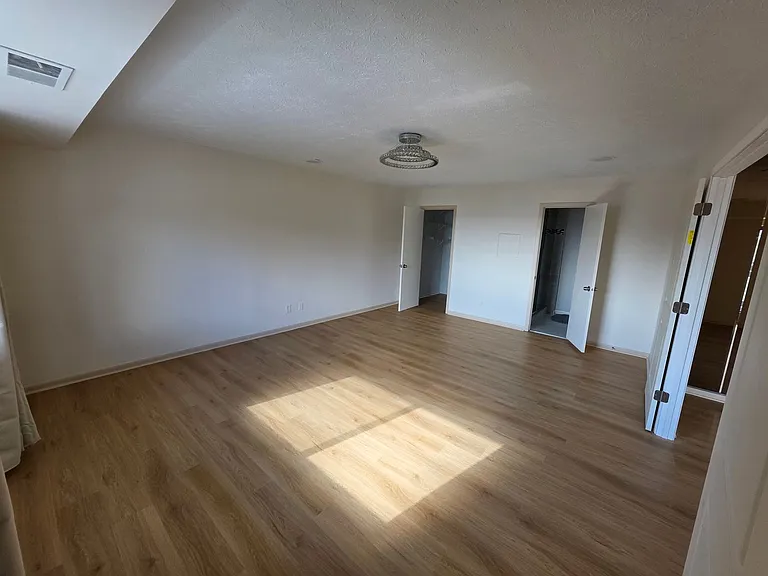 2202 Acacia Cir #612 — Photo 11