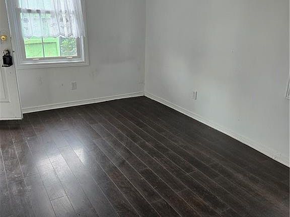 3rd image of 5406 McRae St