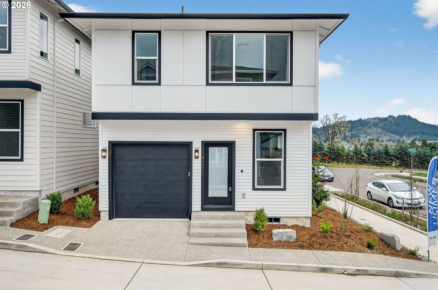 Brand-New 2-Bedroom Townhome with Modern Kitchen, Walk-In Closet & Attached Garage — Photo 1