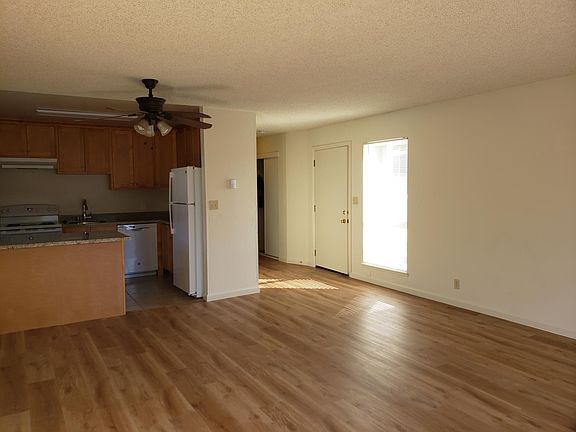 2nd image of 2915 Huff Ave #18
