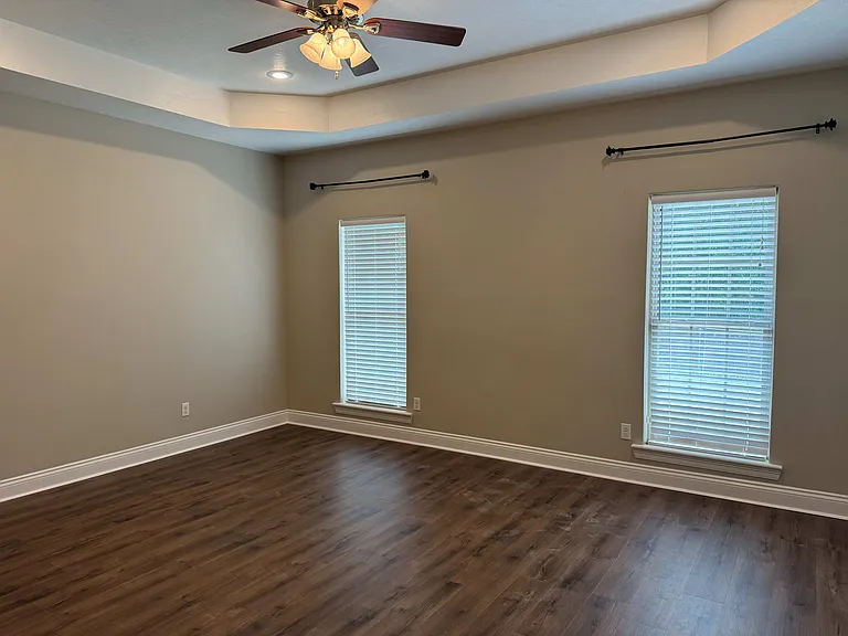 105 Small Oaks Rd — Photo 9