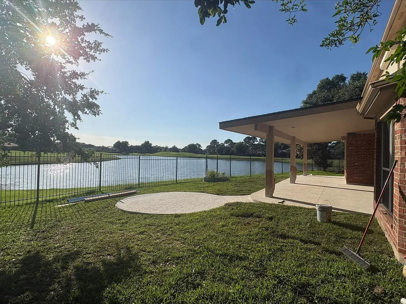 4 bed, 2.5 bath, 3507 sqft, $3,450 — Photo 2