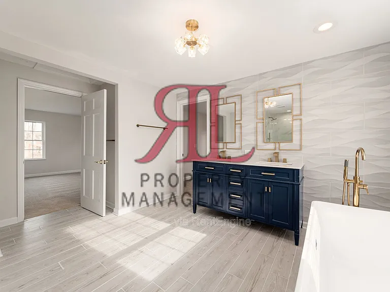 85 Eastmoor Blvd — Photo 45