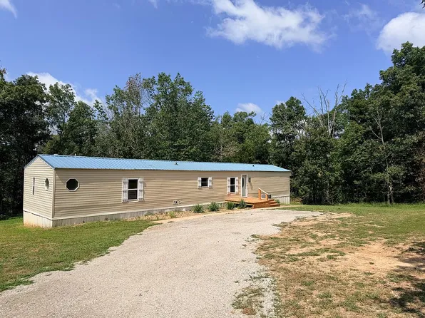 483 McNeil Dr, Climax Springs, MO 65324