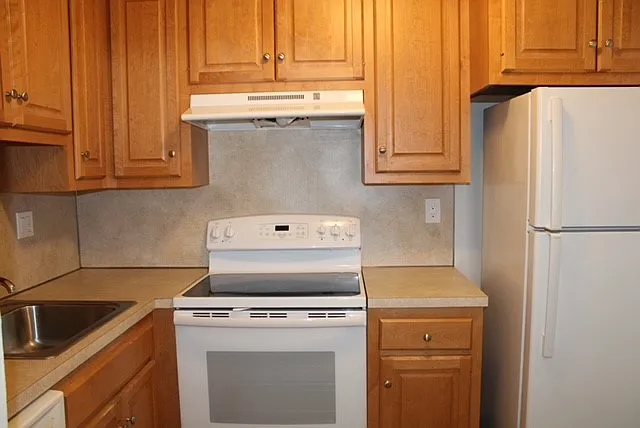 Fennwoode Apartments — Photo 22