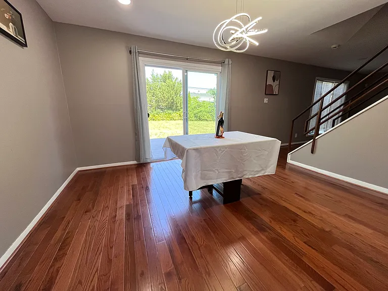 224 Pleasant Valley Rd — Photo 3