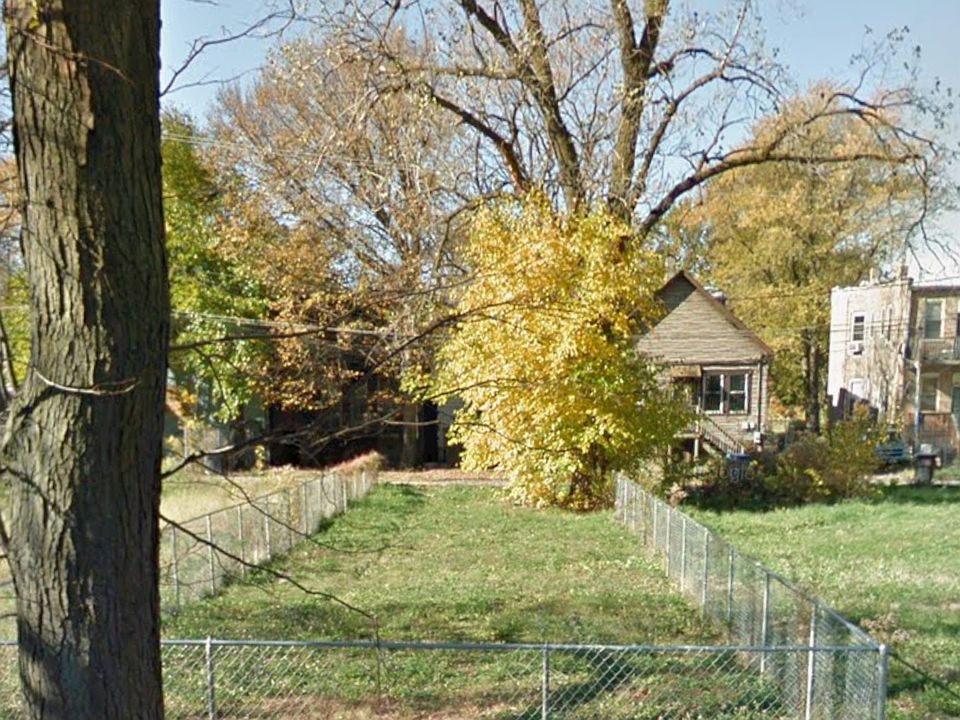 2nd image of 5720 S Carpenter St