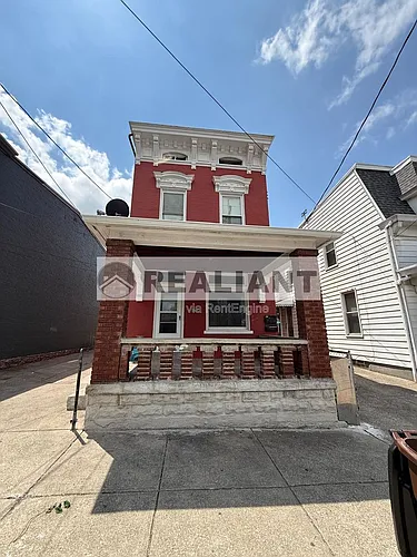 942 Columbia St #1 Photo 1