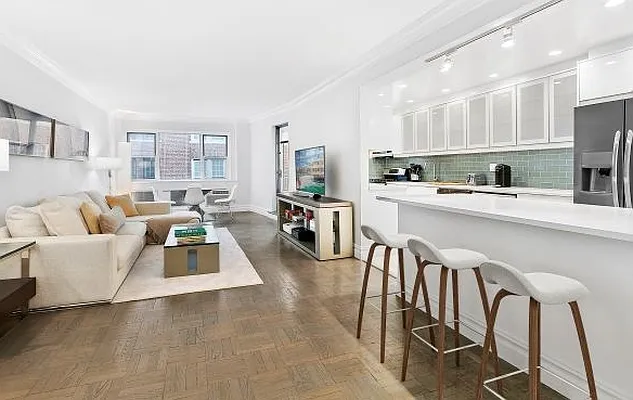 Rented by Corcoran | media 14