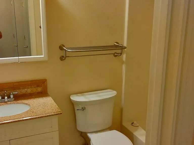 237 B St #8 — Photo 9