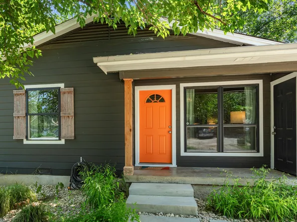 1506 Creek Ave, Denton, TX 76209