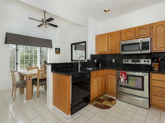 3rd image of 1200 Salem St APT 188