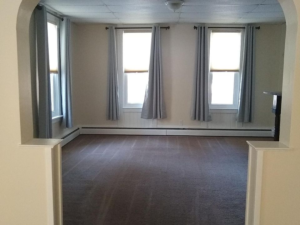 Looking into the Common Room from the Living Room