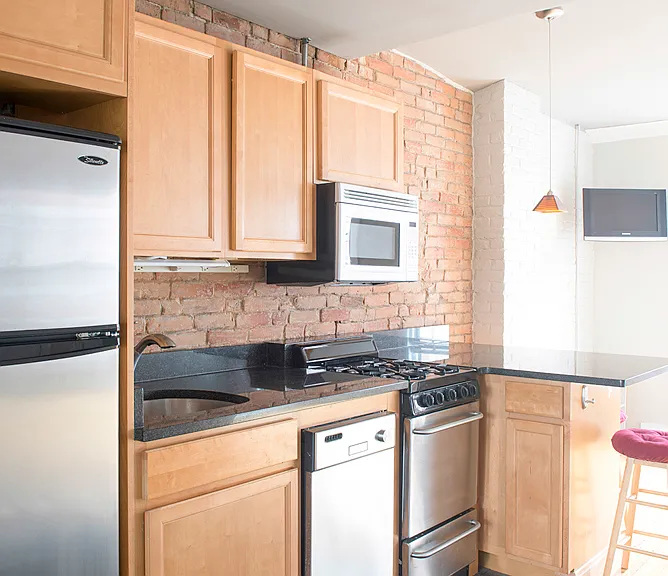 33 Gray St #2 — Photo 6