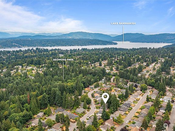 4th image of 2605 169th Avenue NE