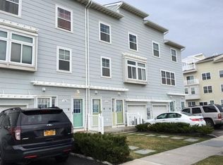 152 Beach 67 St, Arverne, NY 11692
