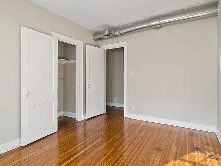 The Reese Apartments — Photo 11