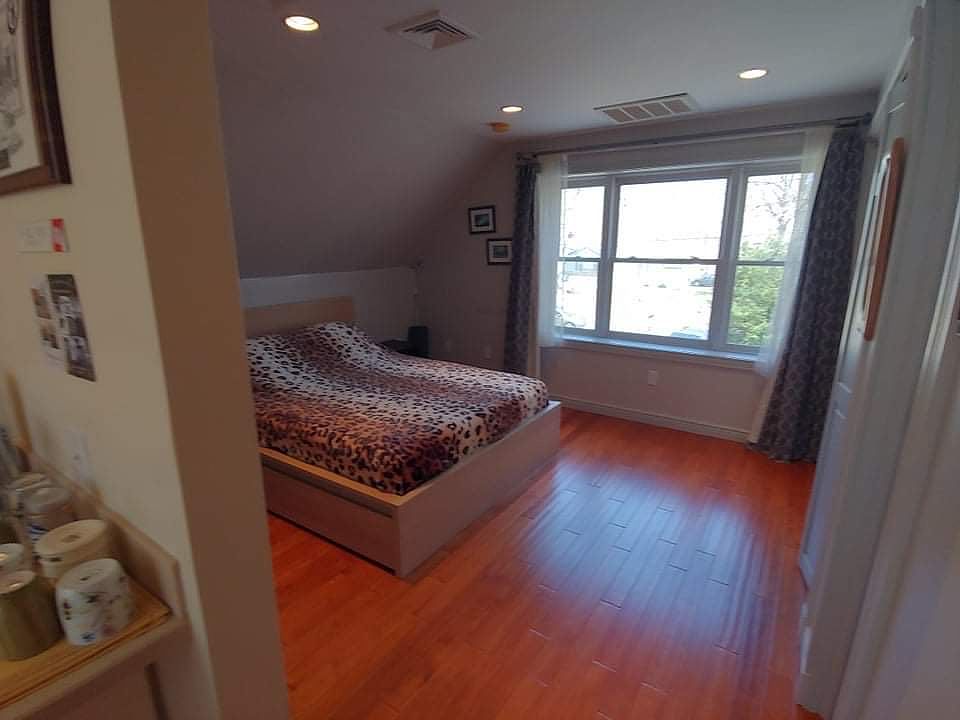 2nd image of 7 Forest Ave #2