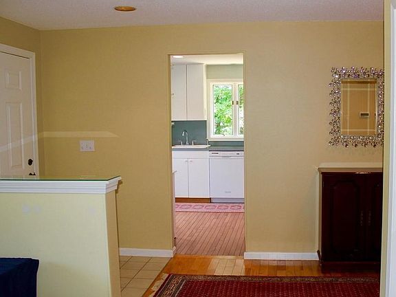 5th image of 801 Oakwood Street Ext #801