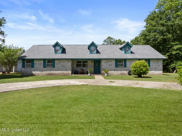 13045 Lambrecht Rd, Gulfport, MS 39503