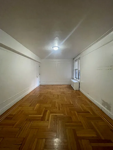 3165 Decatur Ave #6