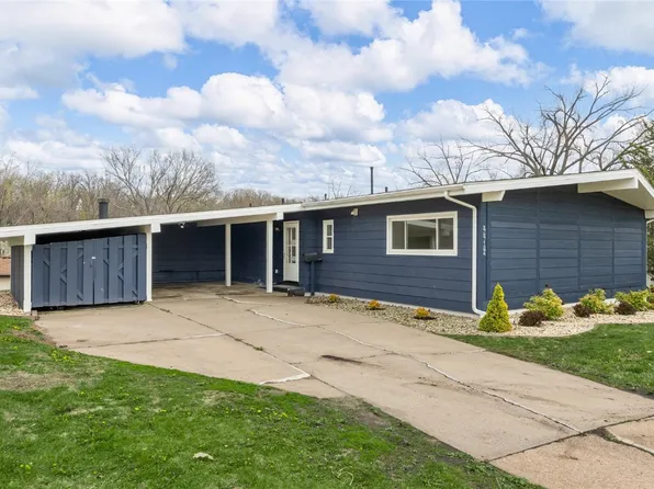 4412 Pepperwood Hl SE, Cedar Rapids, IA 52403