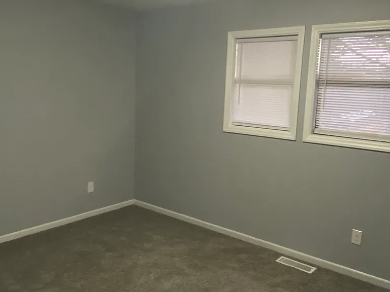 305 Wilfred Ave #1 — Photo 8