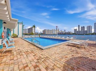 3922 NE 166th St #S209, North Miami Beach, FL 33160
