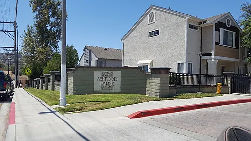 2208 Kings View Cir Photo 1 2208 Kings View Cir Photo 1