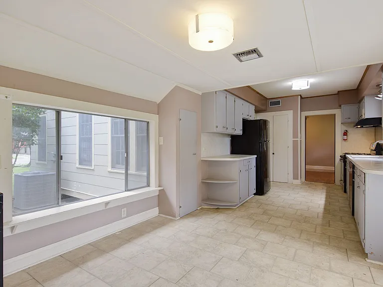 612 Harding St #A — Photo 4