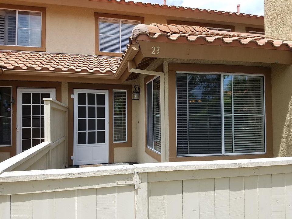 2 story townhome