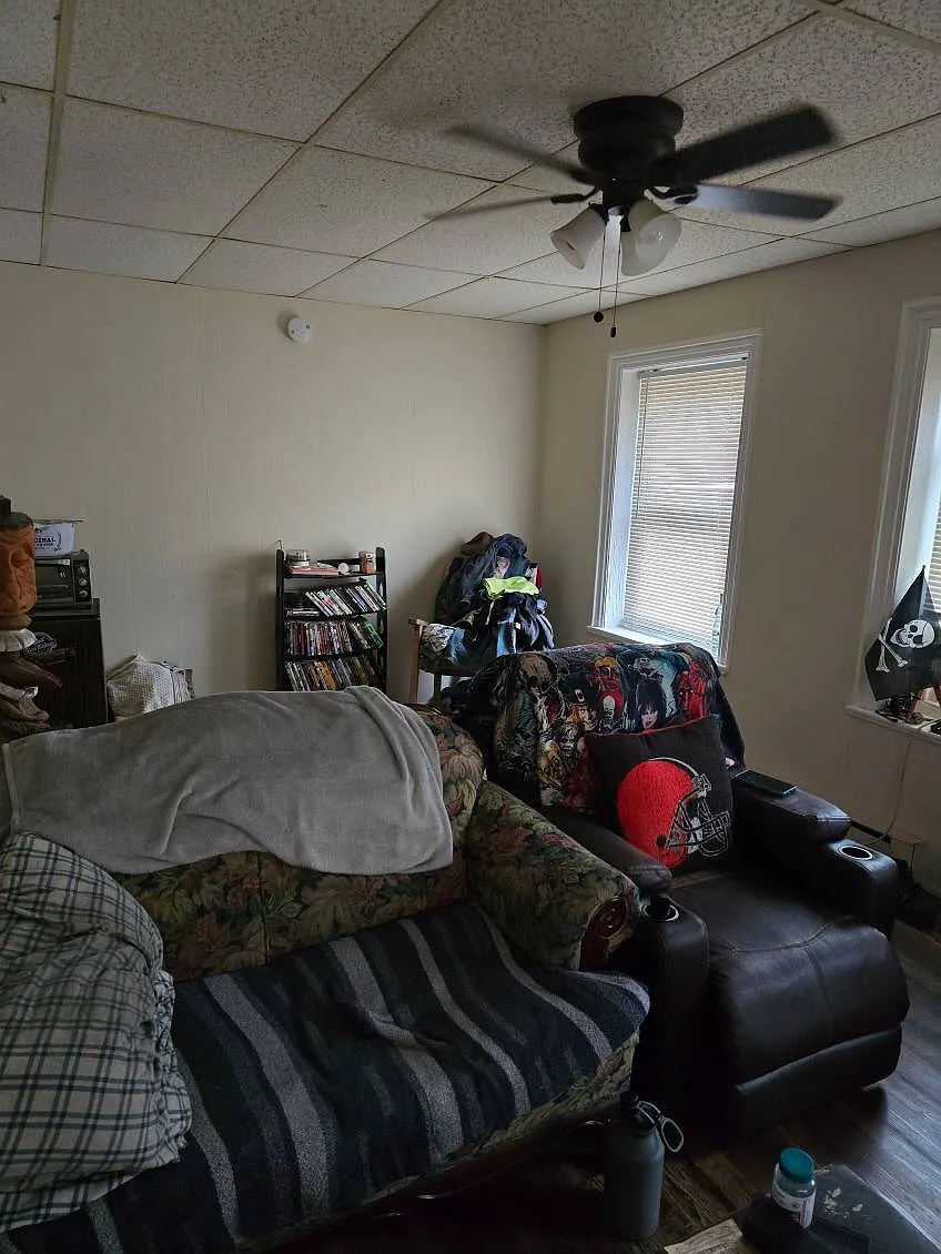 3 bed, 1280 sqft, $795 — Photo 3