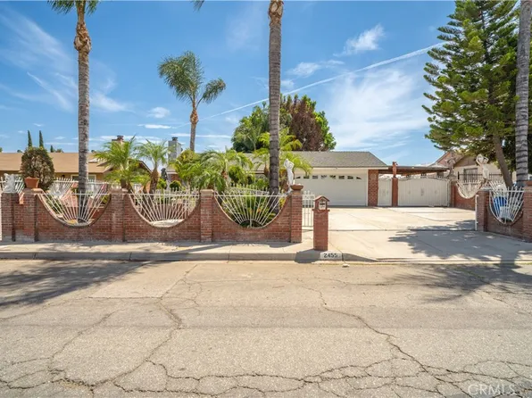 2455 W Saint Elmo Dr, San Bernardino, CA 92410