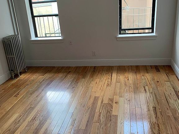 4th image of 3450 43rd St APT 3L
