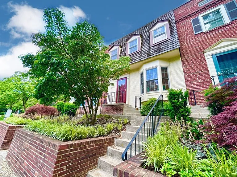 4823 Willett Pkwy — Photo 36