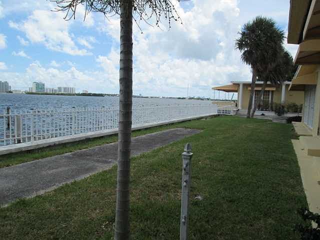 1st image of 9179 N Bayshore Dr