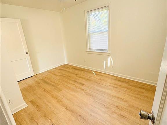 4th image of 9220 Atwood Ave