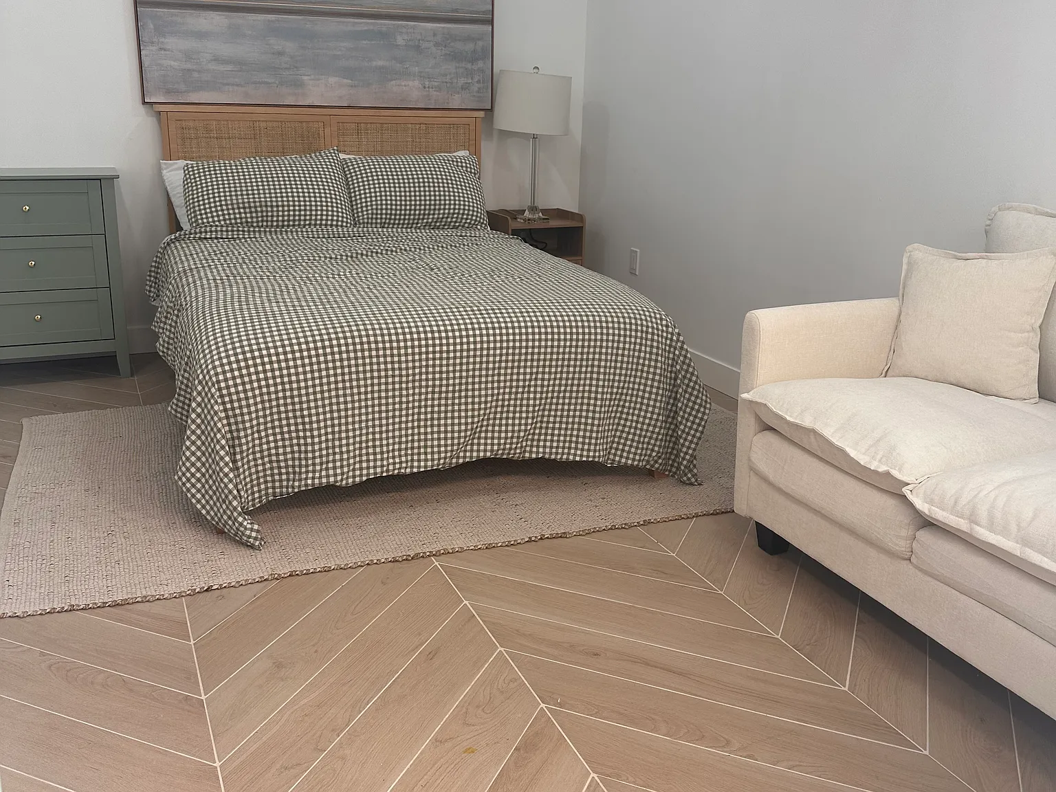 Studio, 250 sqft, $2,195 — Photo 3