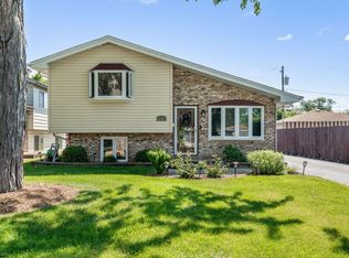 511 Maple Ln, Hillside, IL 60162